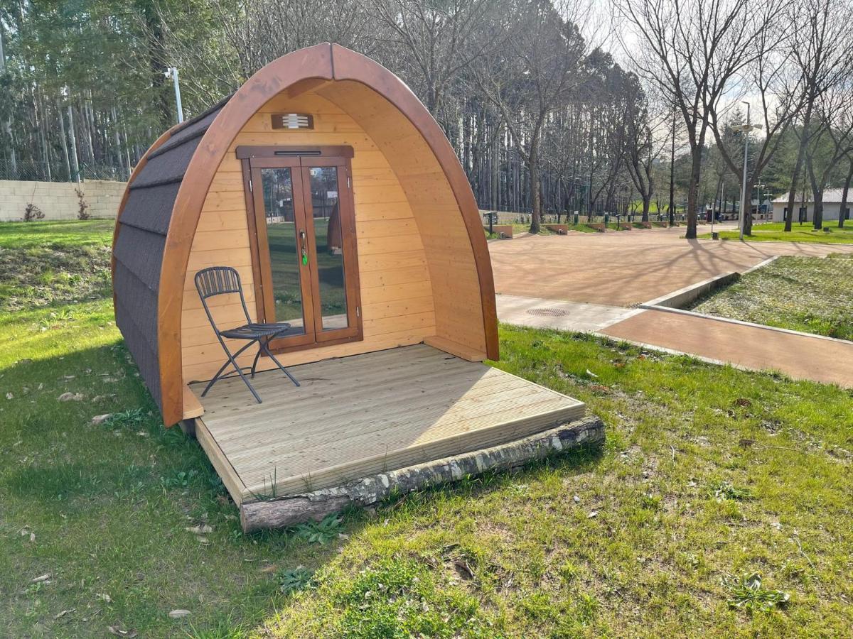 Teiraboa Base Camp Otel Arzúa Dış mekan fotoğraf