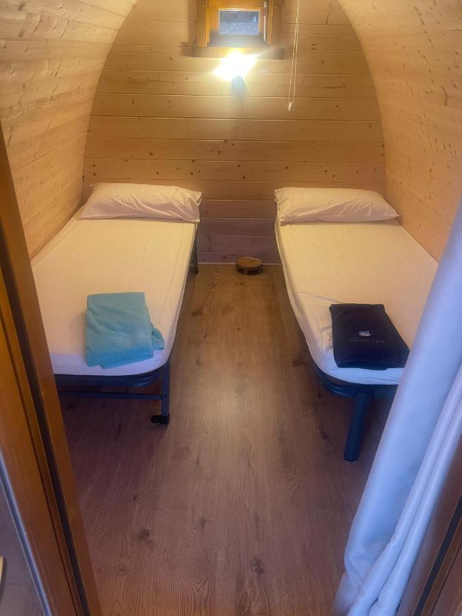 Teiraboa Base Camp Otel Arzúa Dış mekan fotoğraf