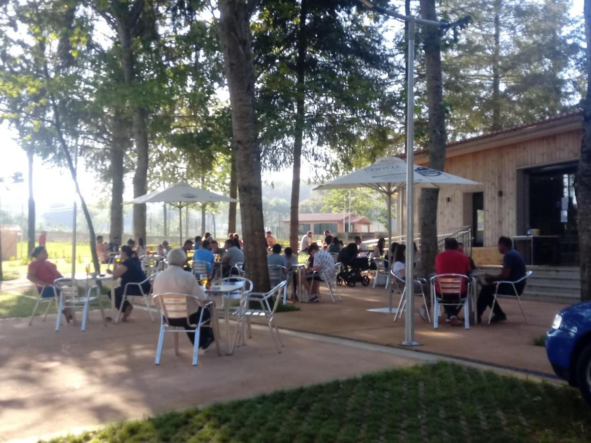 Teiraboa Base Camp Otel Arzúa Dış mekan fotoğraf