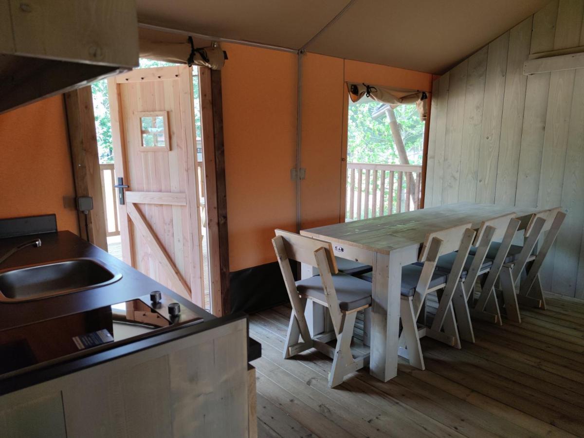 Teiraboa Base Camp Otel Arzúa Dış mekan fotoğraf